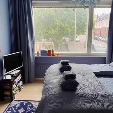 Ihana Kaksio Linnanmaeen Vieressae *