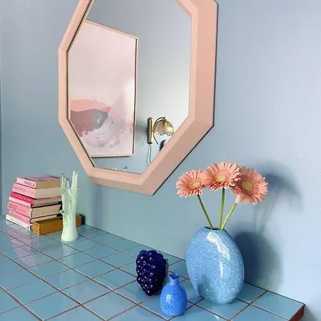 Ihana Kaksio Linnanmaeen Vieressae Helsínquia